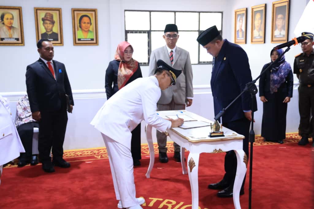 Bupati Bogor Lantik 25 Pejabat Administrator dan Pengawas, Perkuat Tata Kelola Pemerintahan