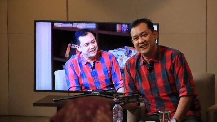 Denny Siregar 'Tertawa' Lihat NasDem Deklarasikan Anies Baswedan Jadi Capres: Ancur Mina!