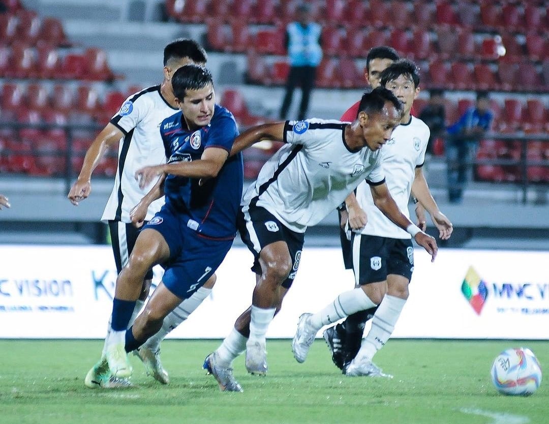 Arema Full Merengut! Kalah dari RANS, 8 Pekan Tanpa Kemenangan