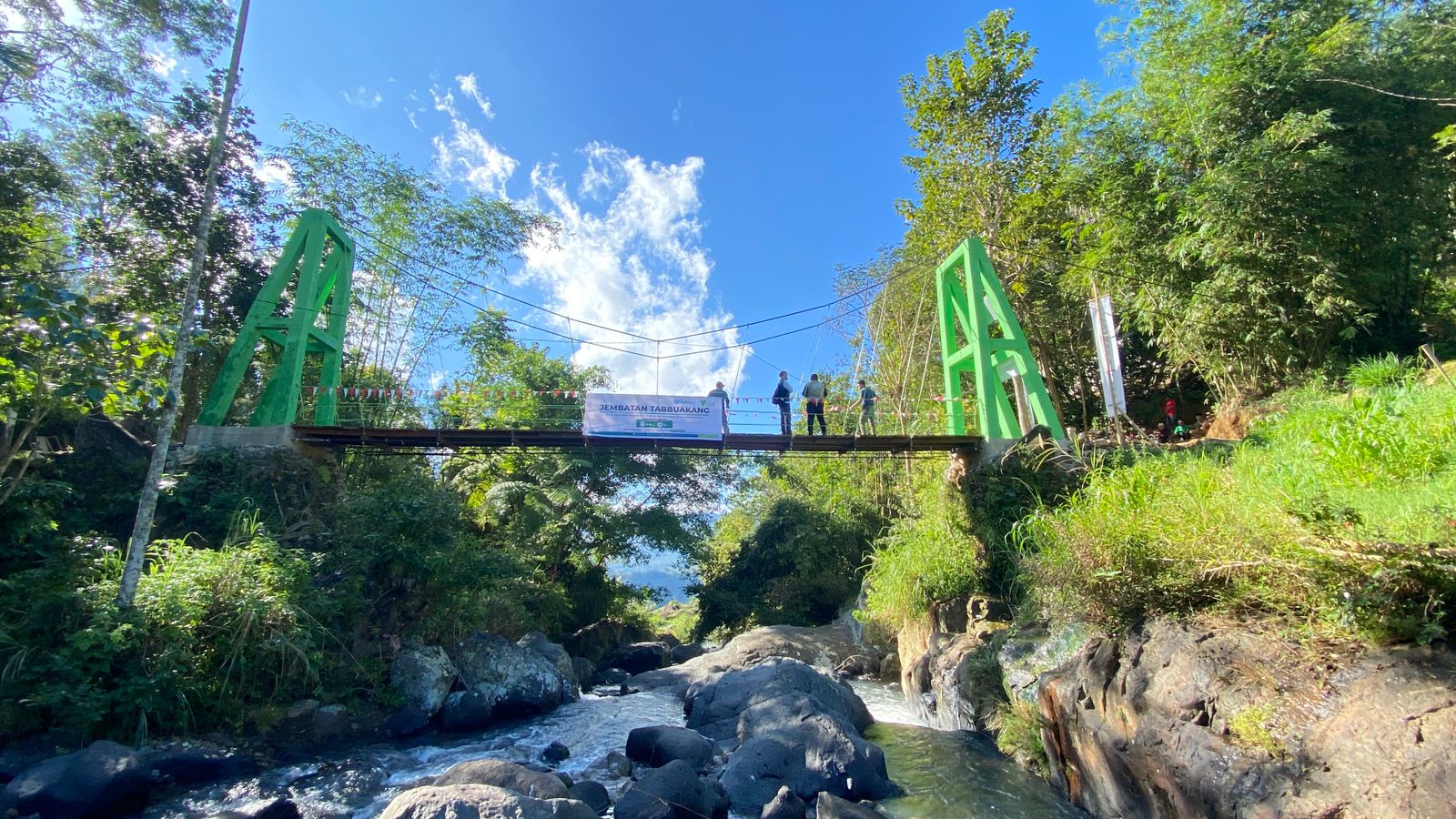 Dompet Dhuafa Sulsel Bangun Kembali Jembatan Gantung Bagi Akses Ratusan KK di Pelosok Gowa