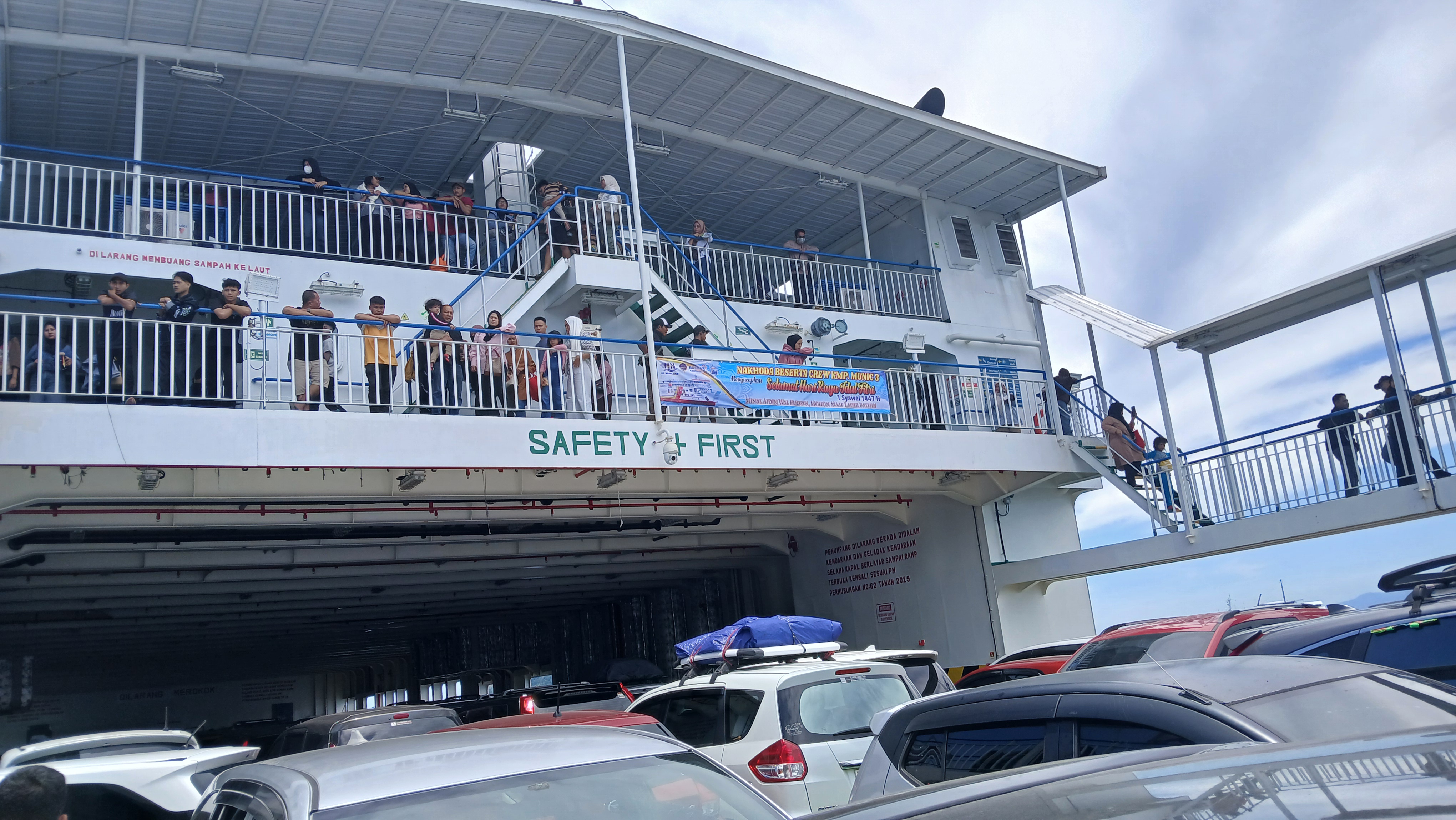 Penuh Syukur, Penumpang Bagikan Serba-Serbi Mudik dengan Kapal Laut