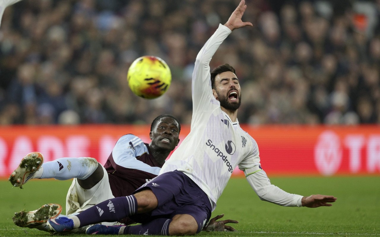 Bruno Fernandes Cedera, Berpotensi Absen di Derby Manchester