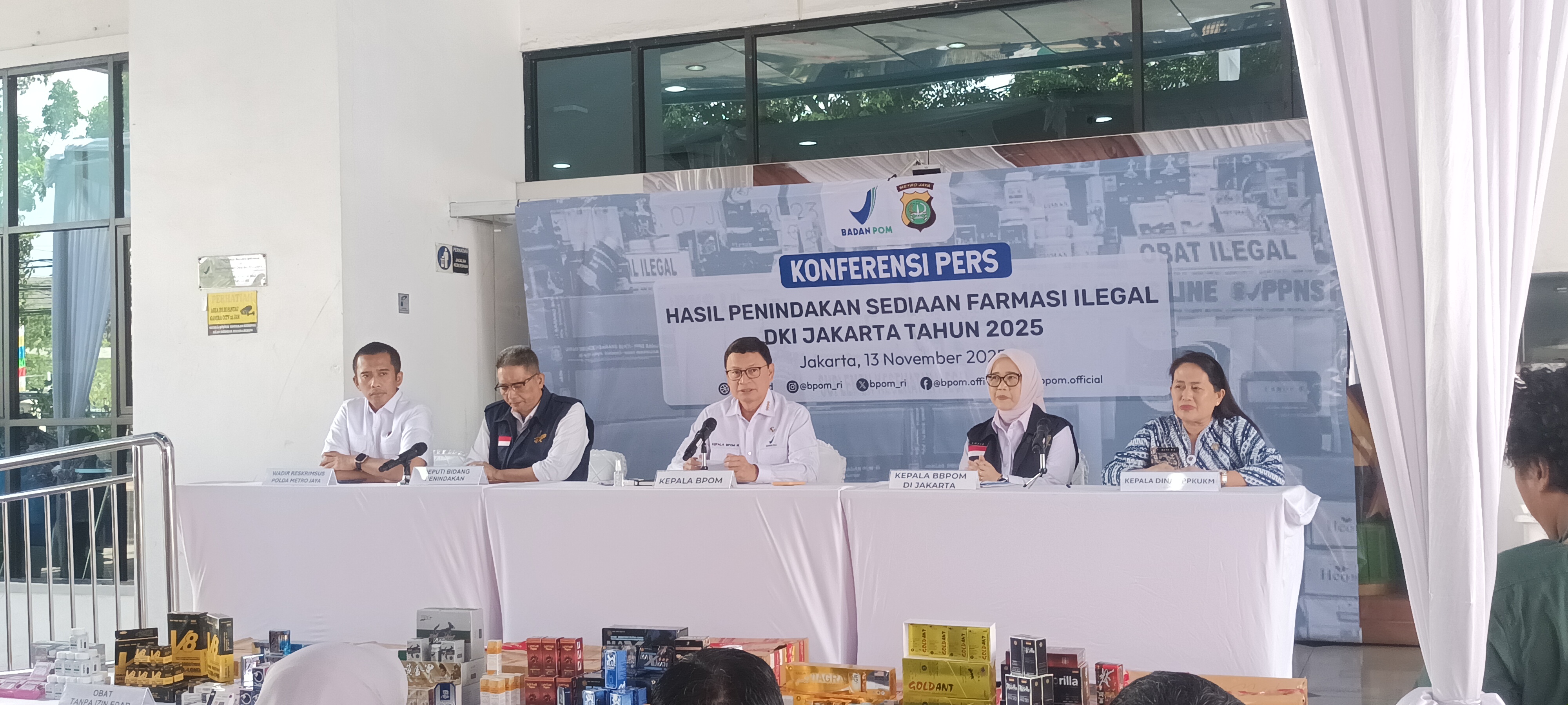 BPOM Temukan Gudang Obat Ilegal Miliaran di Jakbar, Efeknya Bahaya untuk Kesehatan!