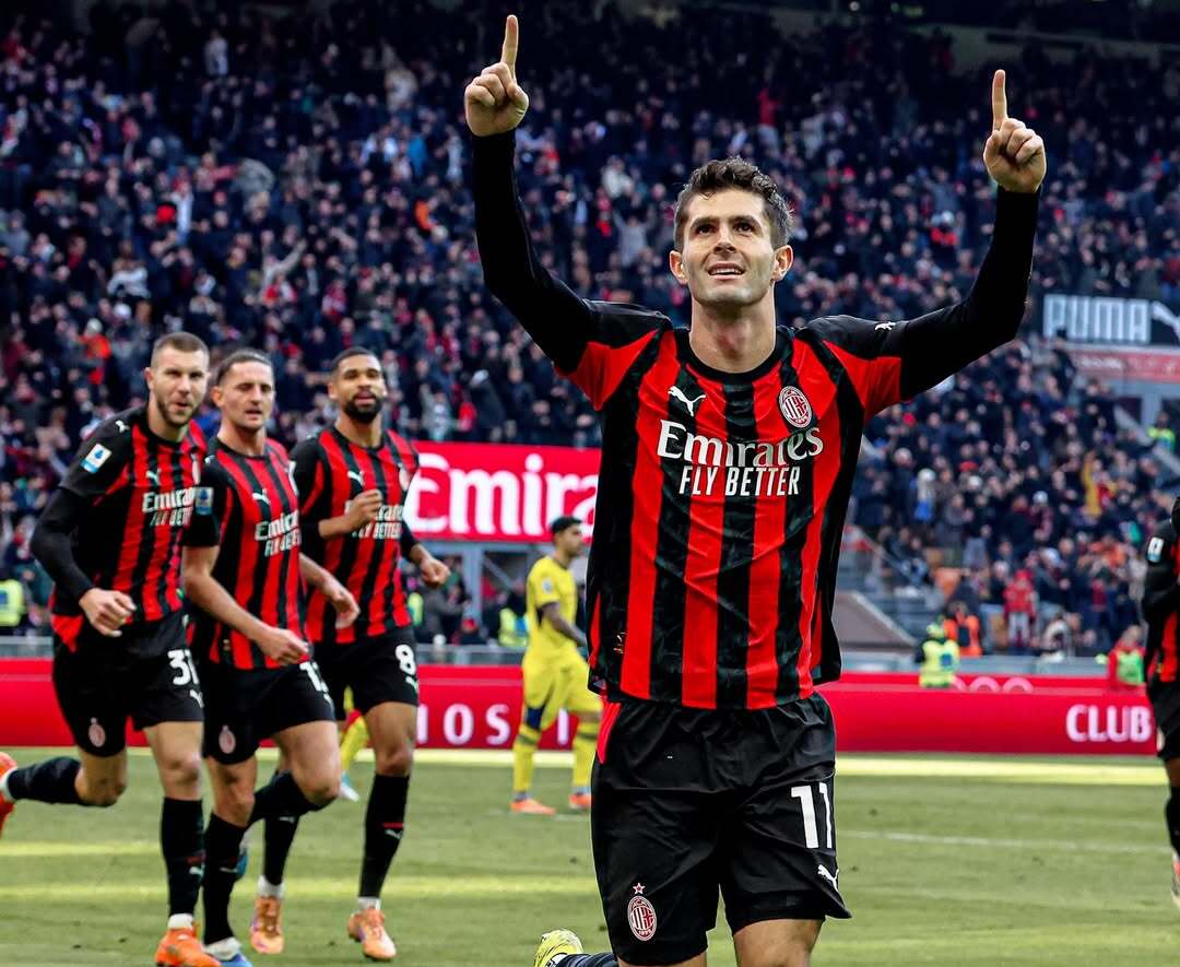AC Milan vs Hellas Verona 3-0, Duet Pulisic-Nkunku Antar Rossoneri ke Puncak Klasemen Sementara