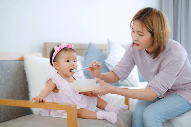 MPASI Pertama Si Kecil: Panduan Awal untuk Ibu Baru