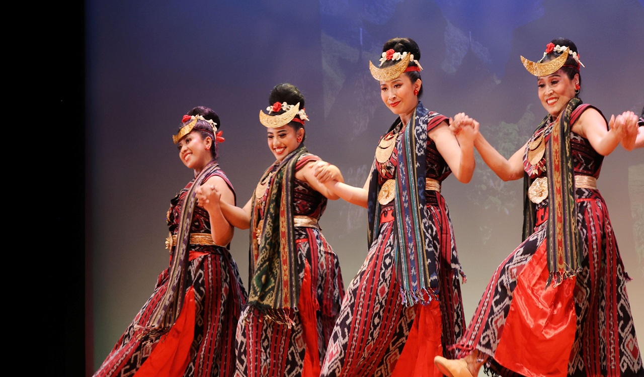 Sanggar Tari Svadara Warna Indonesia Bawa 'Rentak Nusantara' ke Panggung Jepang