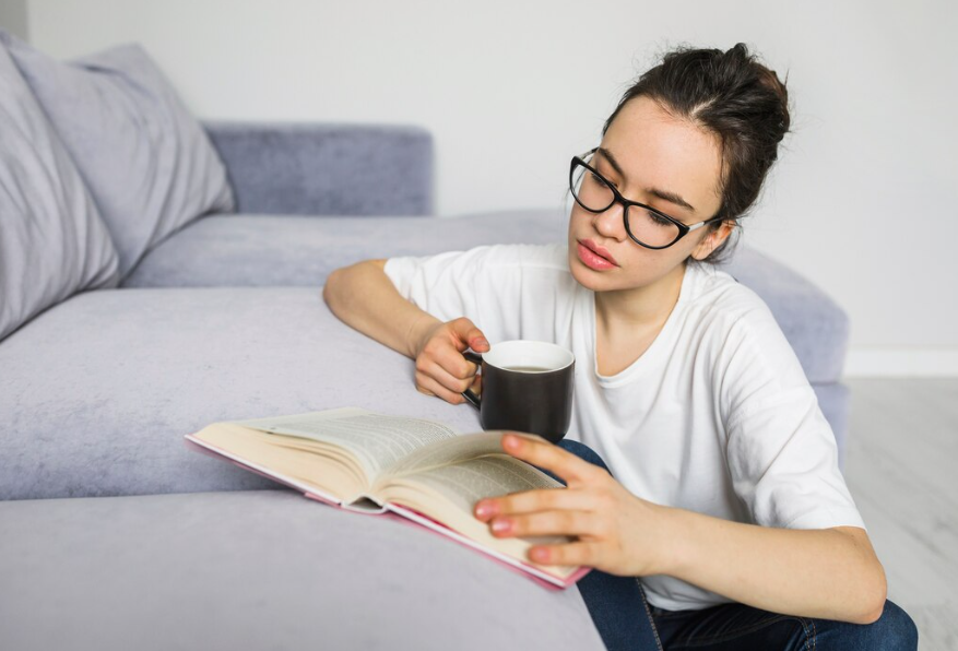 4 Rekomendasi Buku untuk Membantu Anda Menghadapi Quarter Life Crisis