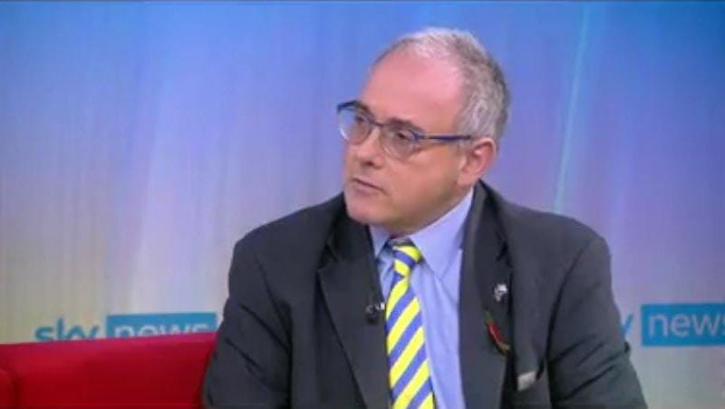 Robert Halfon: Warga Inggris yang Terjebak dan Tidak Diizinkan Bebas Sama dengan Penyanderaan Hamas