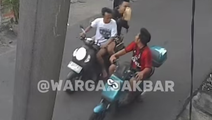 Pria Disiram Air Keras di Rawa Buaya: Videonya Viral, Pelaku Diburu