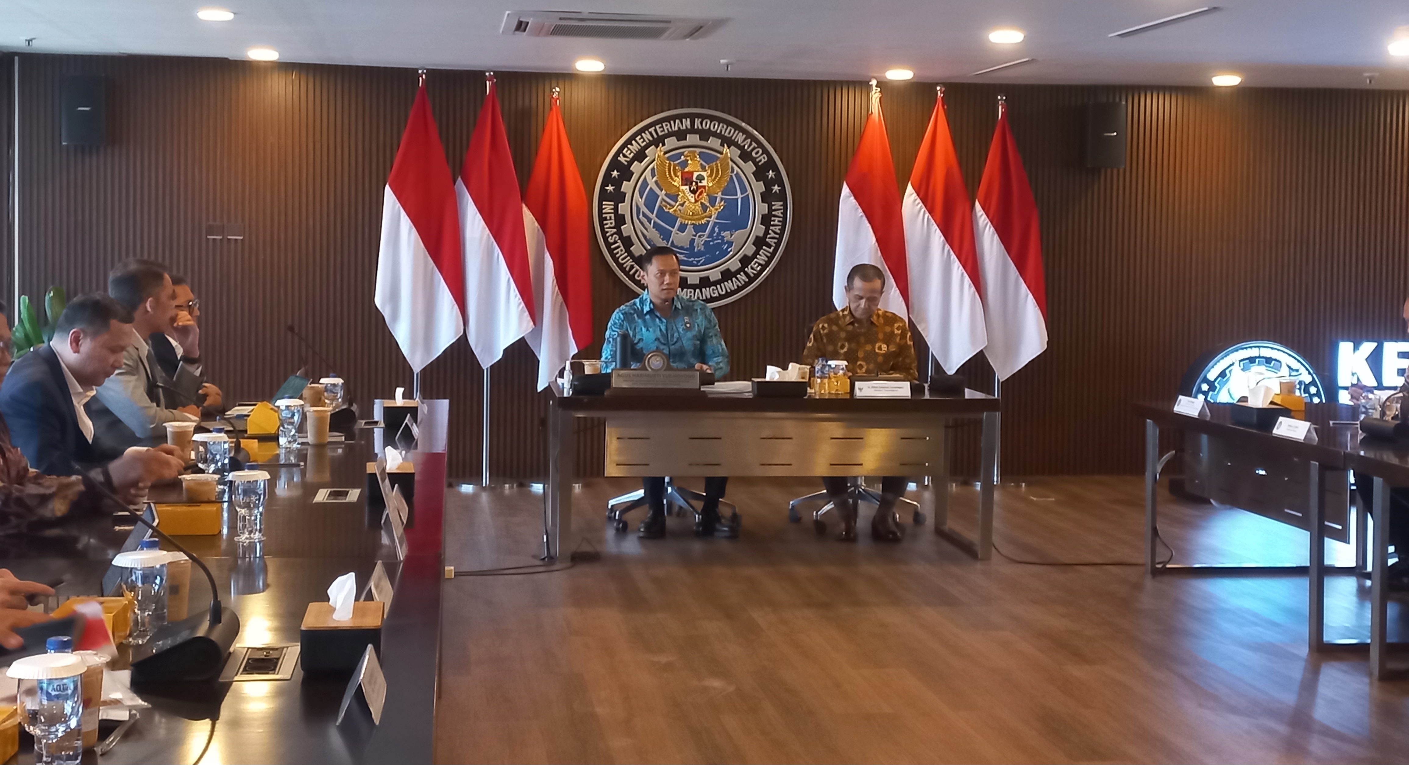 Menko AHY Kumpulkan Para Gubernur Papua, Bahas Pembangunan Jalan hingga Pengembangan Kawasan Ekonomi 