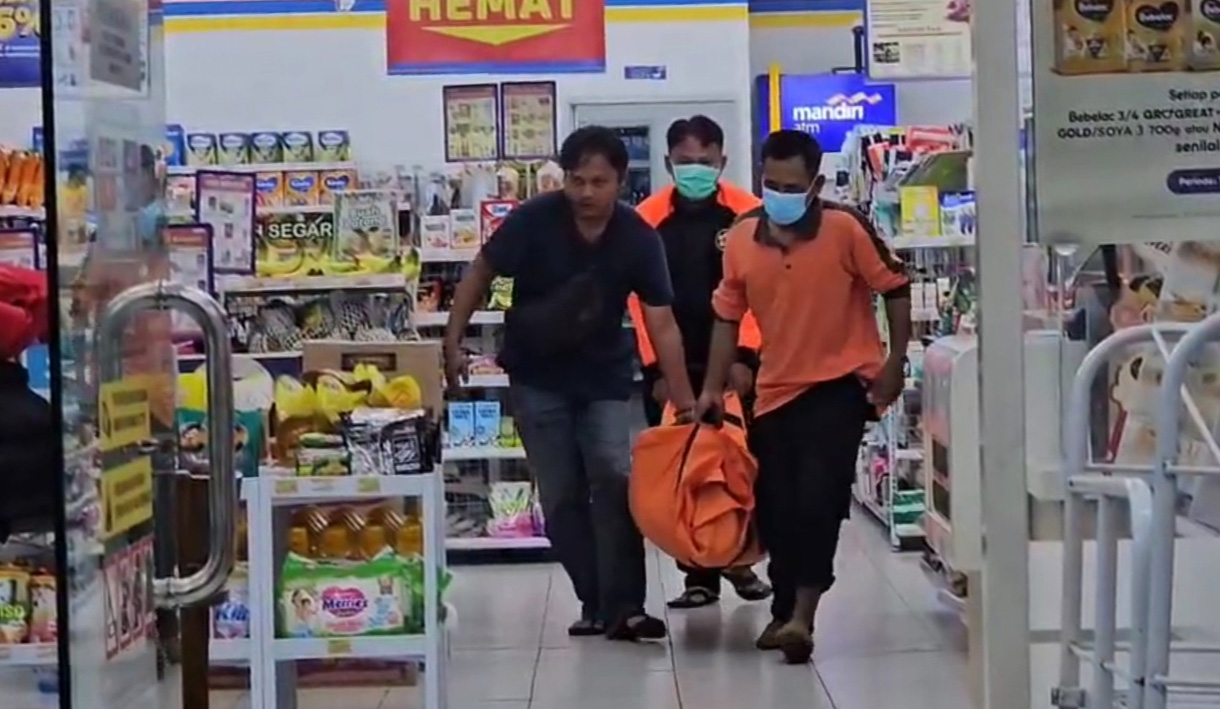 Jasad Kasir Indomaret Bersimbah Darah di Dalam Gudang, Kapolsek Metro Gambir: Sempat Cekcok dengan Pelaku