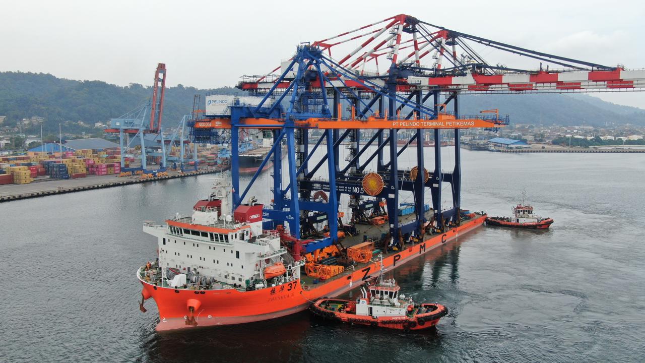 Mantap! IPC TPK Panjang Perbesar Kapasitas Bongkar Muat dengan QCC Post Panamax