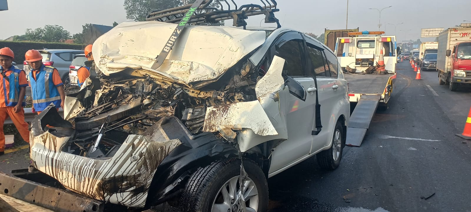 Kecelakaan di Tol JORR, Empat Kendaraan Terlibat