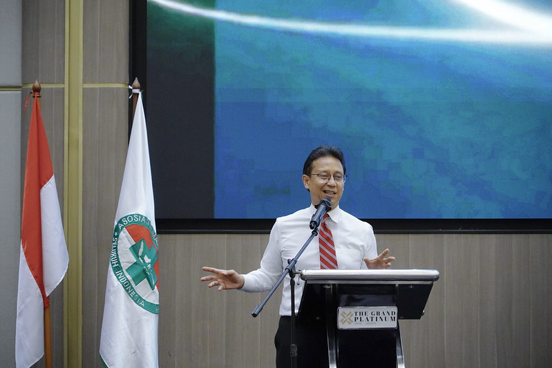 Respons Cepat, Menkes Budi Turunkan Tim Khusus dan Tenaga Ahli Tangani Korban Banjir Bandang di Aceh dan Sumut