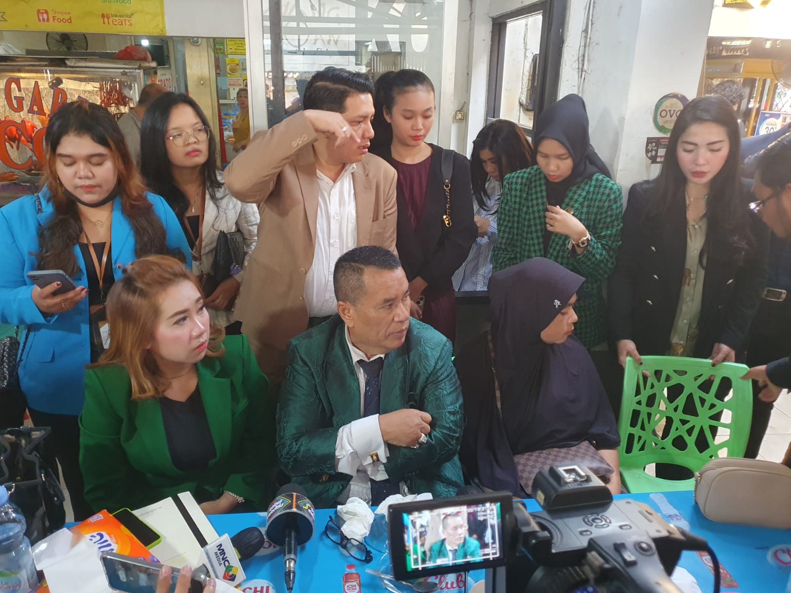 Ibu Imam Masykur Datang ke Jakarta, Hotman Paris Siap jadi Pengacara