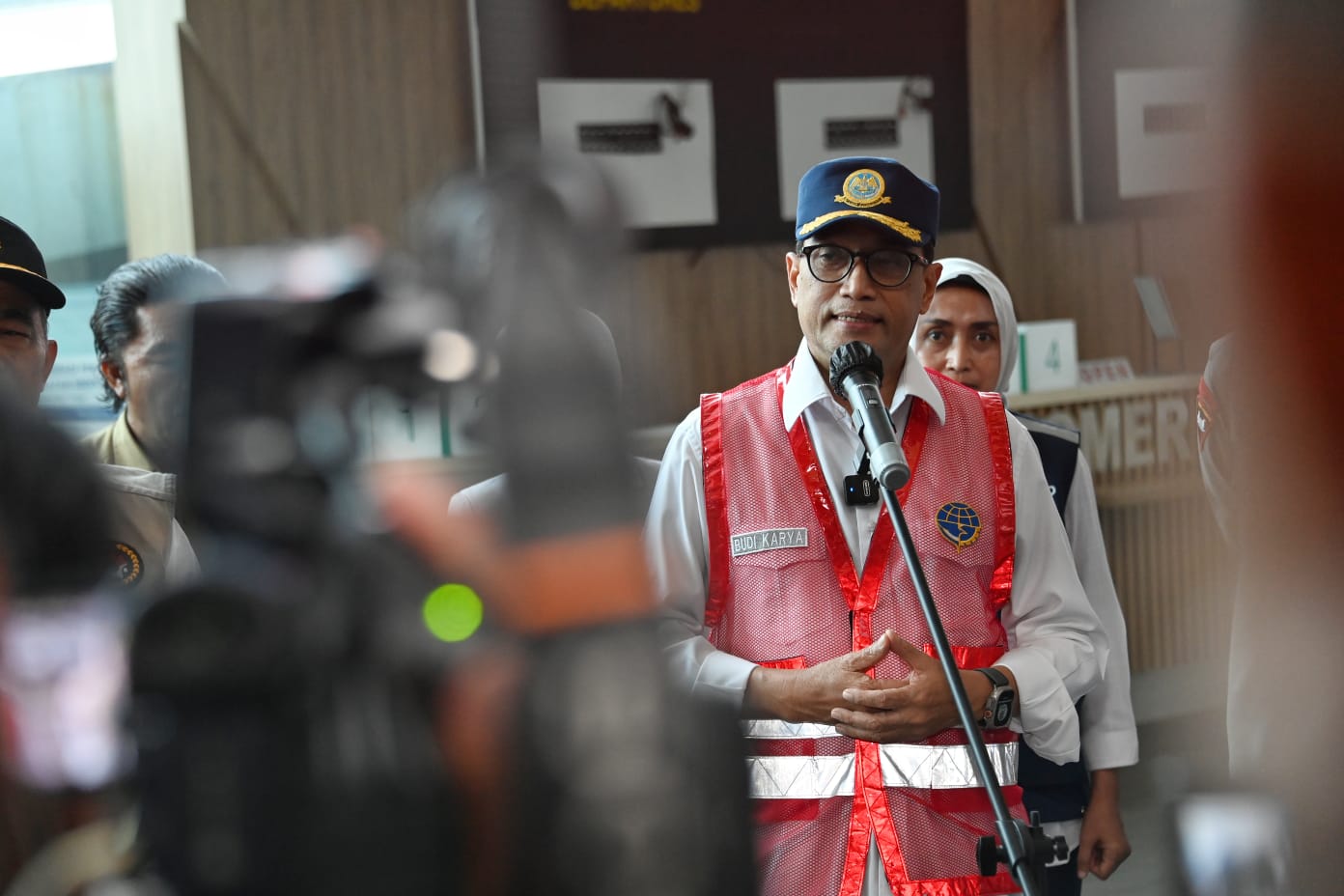 Hadir di KPK, Menhub Budi Karya Diperiksa Soal Kasus Suap Ditjen Kereta Api 
