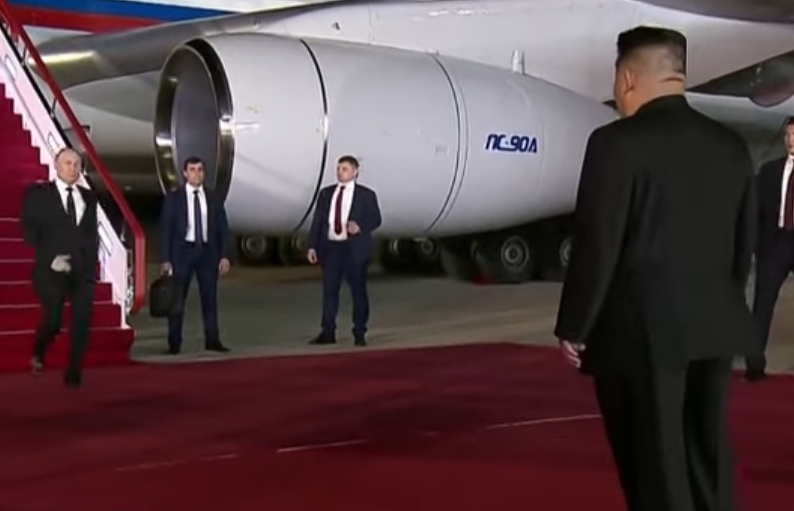 Vladimir Putin Tiba di Korut Disambut Kim Jong Un dengan Kerpet Merah, Amerika Serikat Meradang