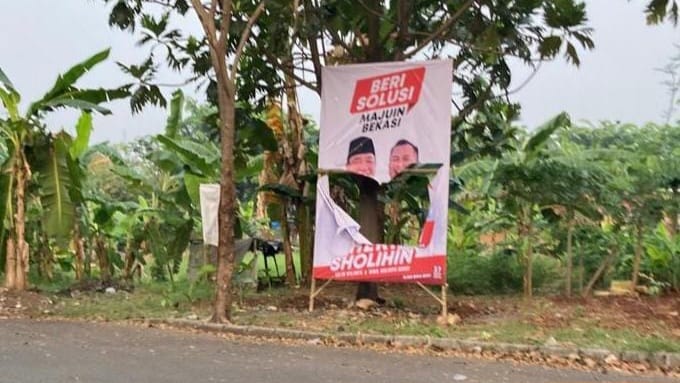 APK Salah Satu Paslon Cawakot Bekasi Dirusak, Bawaslu: Jaga Kondusifitas