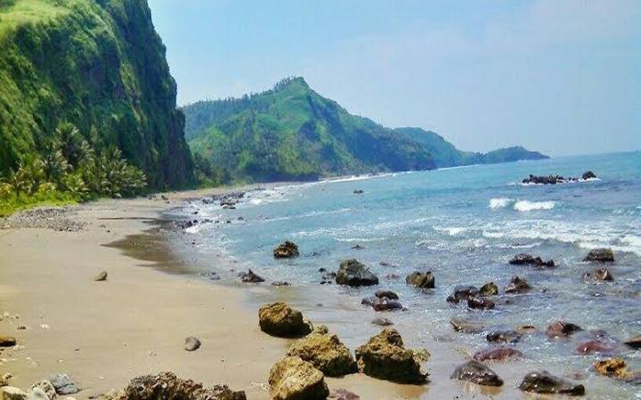 7 Tempat Wisata Kebumen Terhits 2026: Surga Tersembunyi di Jawa Tengah