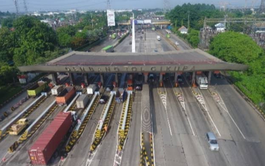 H+2 Mudik Lebaran: 1,6 Juta Lebih Kendaraan Melintas Tol Tangerang Merak