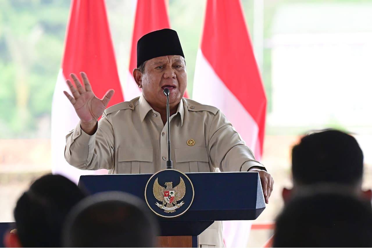 Prabowo Minta Kepala Daerah hingga Kades Awasi Dapur MBG