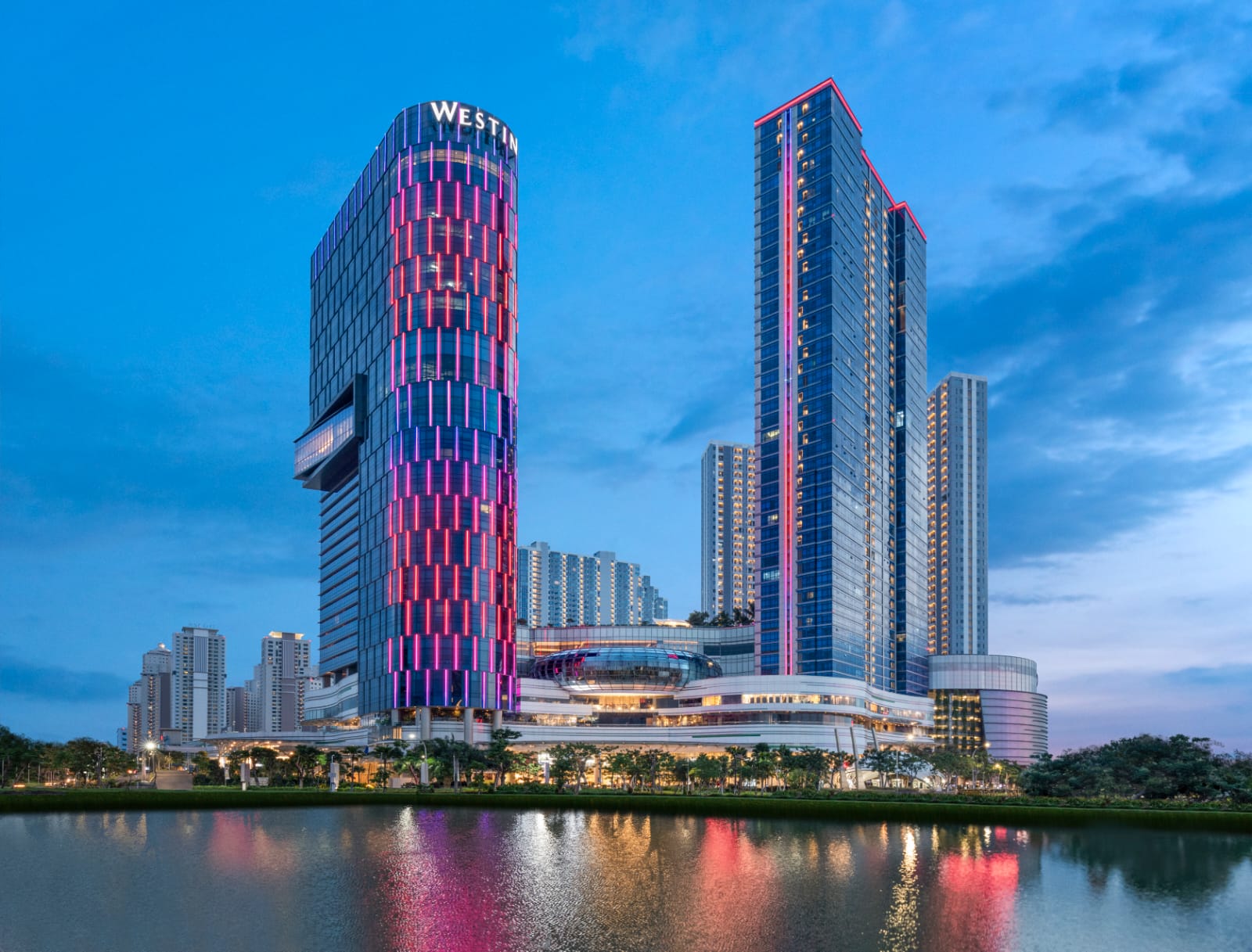 Juara Surabaya Tourism Awards 2026: The Westin Hotel Surabaya