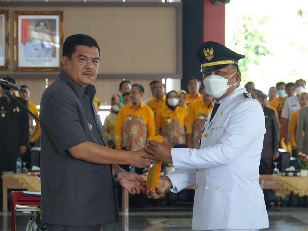Bupati Lamteng Lantik 34 Pejabat Administrator dan 5 Camat