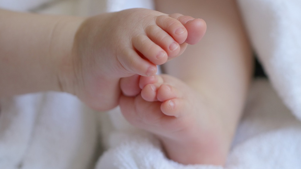 Miris! Pasangan WNI di Malaysia Harus Jual Bayi yang Baru Dilahirkan