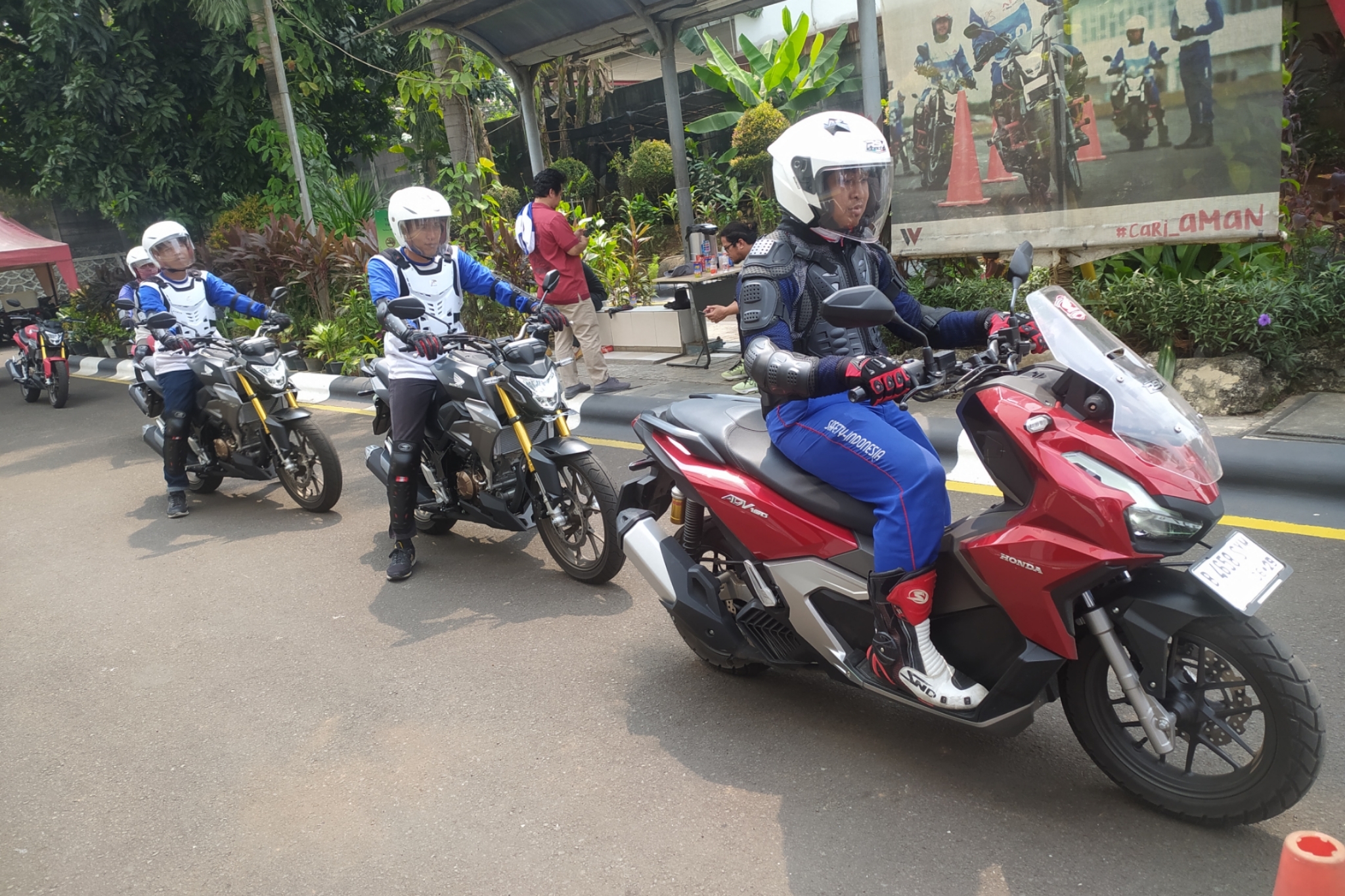 Keseruan Safety Riding Fomo Bersama Wahana Honda, Jurnalis Pun Wajib Melatih Prediksi Bahaya saat Berkendara