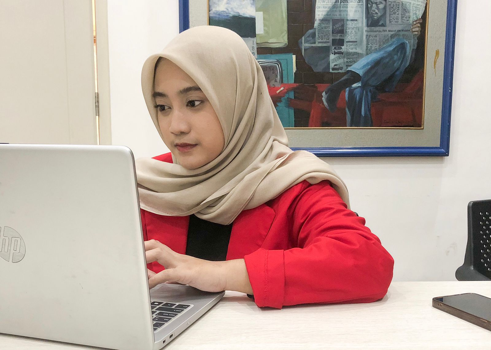 Peran Anak Magang Social Media Specialist dalam Penyebaran Berita untuk Medsos Harian Disway