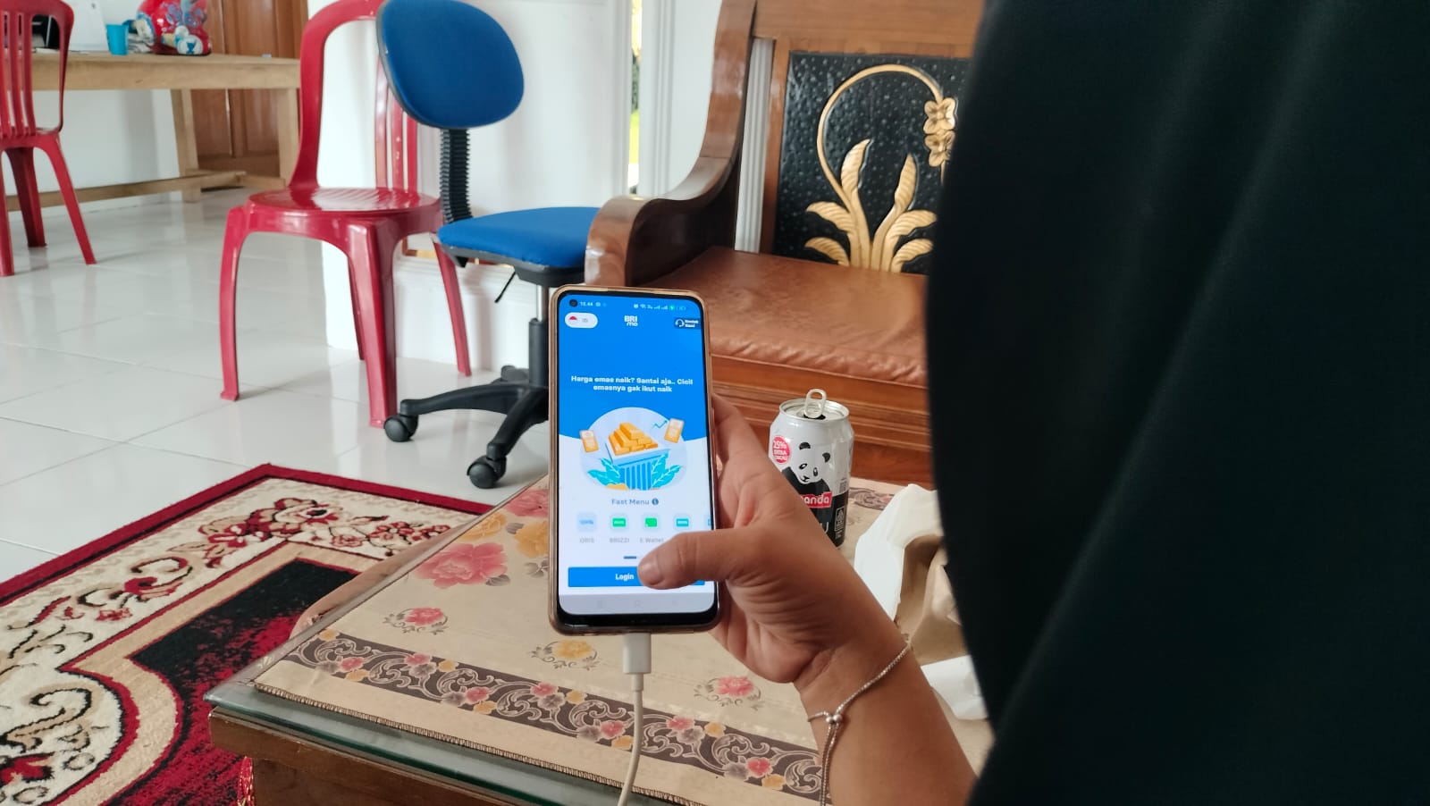 Tanpa Kartu ATM, Nasabah di Kayuagung Bisa Tarik Tunai via BRImo di Indomaret dan Alfamart