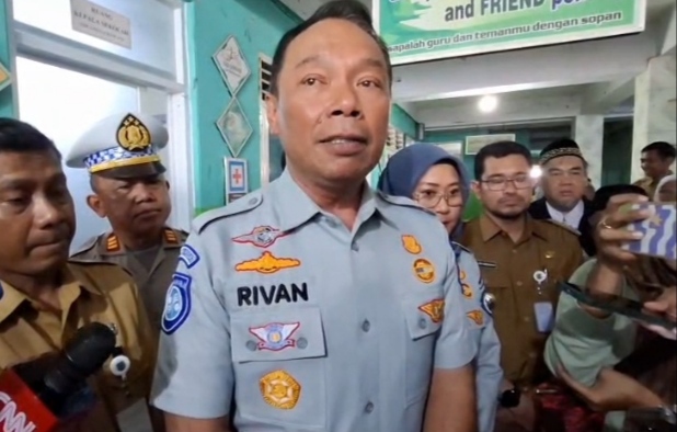Jasa Raharja Beri Santunan Rp50 Juta ke Ahli Waris Korban Tewas Kecelakaan Bus Siswa SMK di Subang