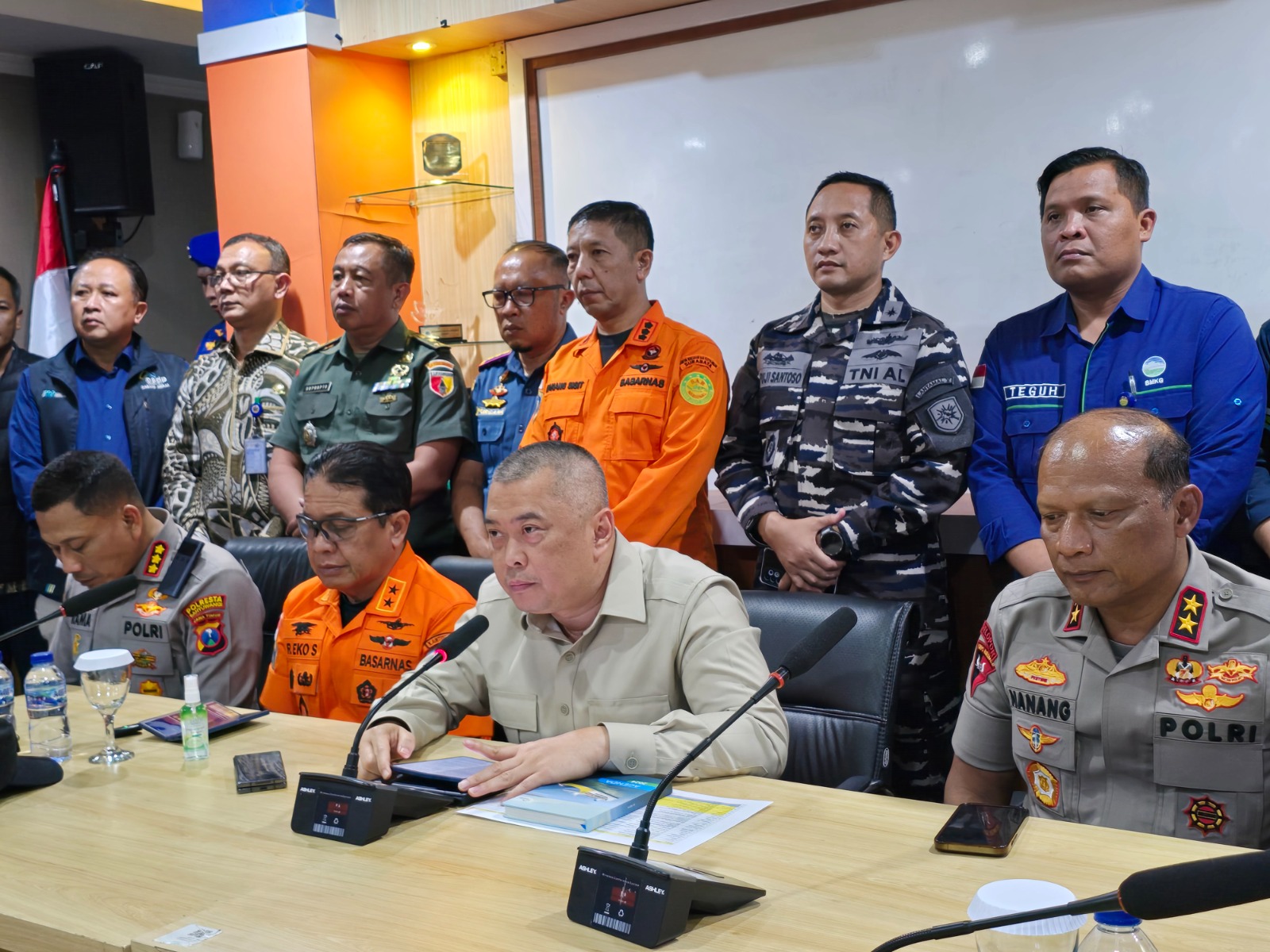 Menhub Perintahkan KNKT Investigasi Tenggelamnya KMP Tunu Pratama Jaya