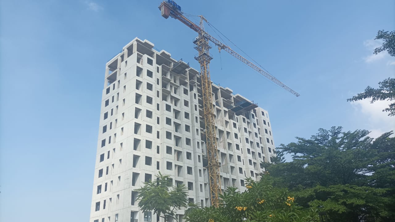 Synthesis Development Lakukan Topping Off The Belton Residence, Apartemen Strategis di Timur Jakarta