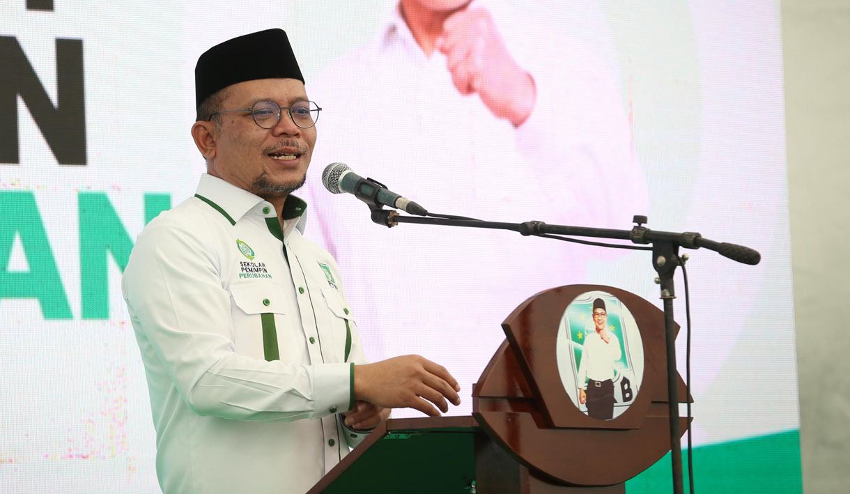 Hanif Dhakiri Ultimatum Effendy Choiri Untuk Jangan Mengobok-obok PKB: Uruslah Partai Sendiri!