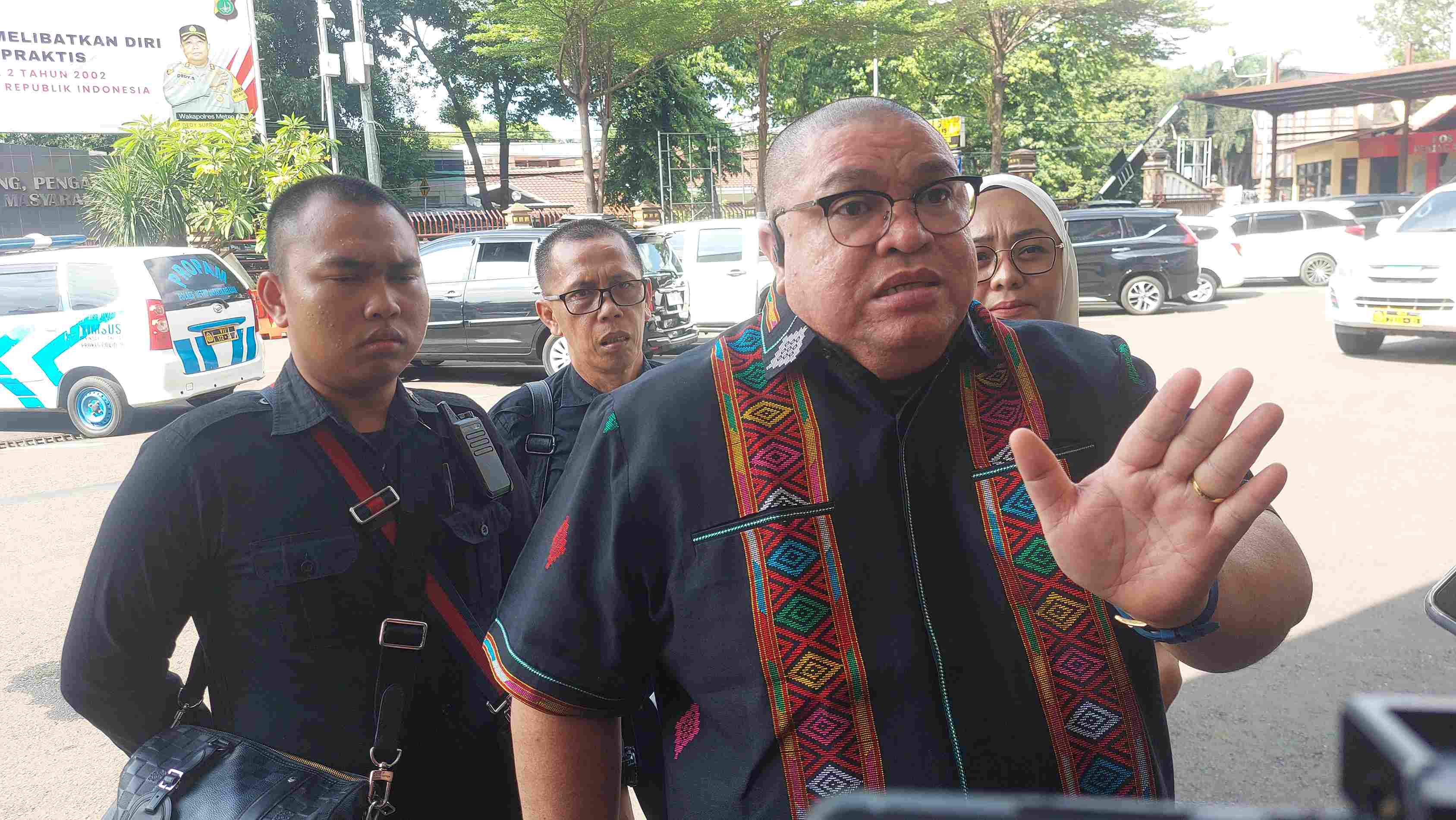 Razman Nasution Penuhi Panggilan Penyelidik Polres Jaksel, Tindaklanjut Laporan Nikita Mirzani