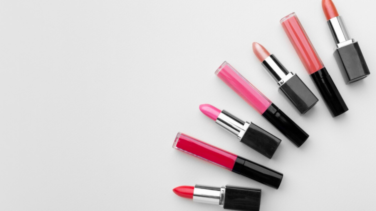 Wajib Tahu! Perbedaan Lipstik, Lip Cream, Lip Tint, dan Lip Balm yang Sering Bikin Salah Pilih