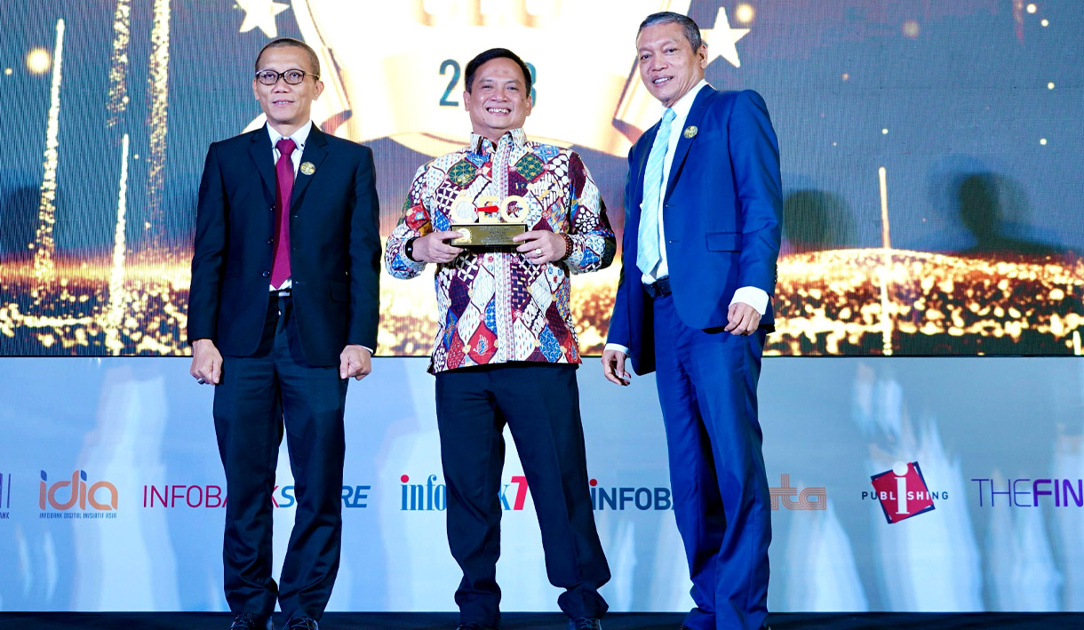 Direktur Utama PNM Arief Mulyadi Masuk Jajaran Top 100 CEO 2023