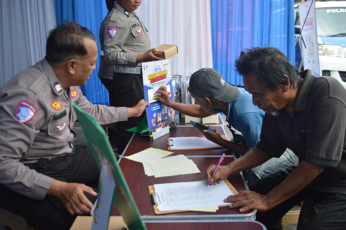 Program 'Mudik Tertib Berhadiah', Ditlantas Polda Jatim Rangkul 607 Awak Bus Bungurasih
