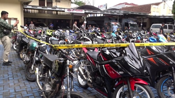 Gelar Operasi Knalpot Bising, Polres Bogor Kota 'Kandangkan' Ratusan Motor