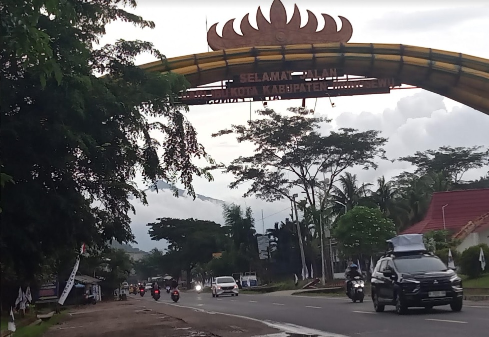 H-1 hari Raya Lebaran, Jalur Lintas Barat Sumatera Ramai Pemudik