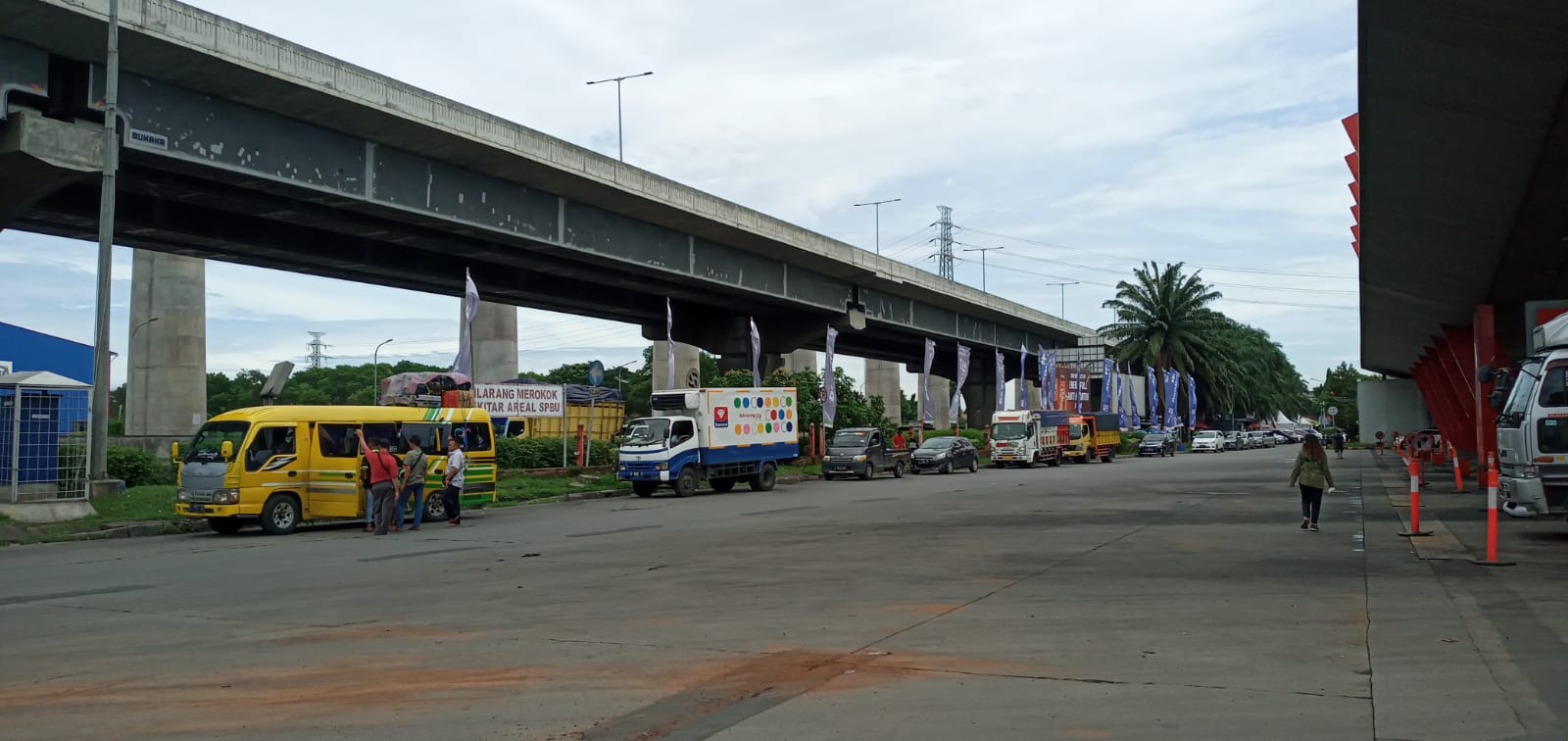 Jalan Layang Tol MBZ Sempat Ditutup, Begini Kondisi Arus Lalu Lintas Jakarta Arah Cikampek