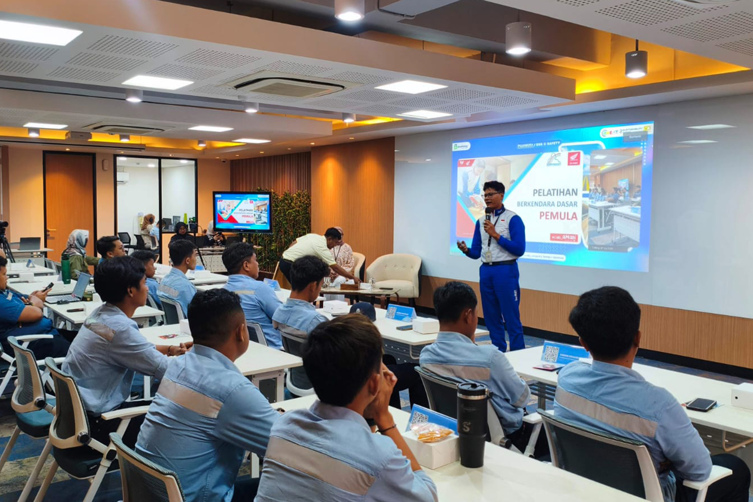 Safety Riding Jadi Fokus, WMS Berhasil Edukasi 2.000 Karyawan Perusahaan
