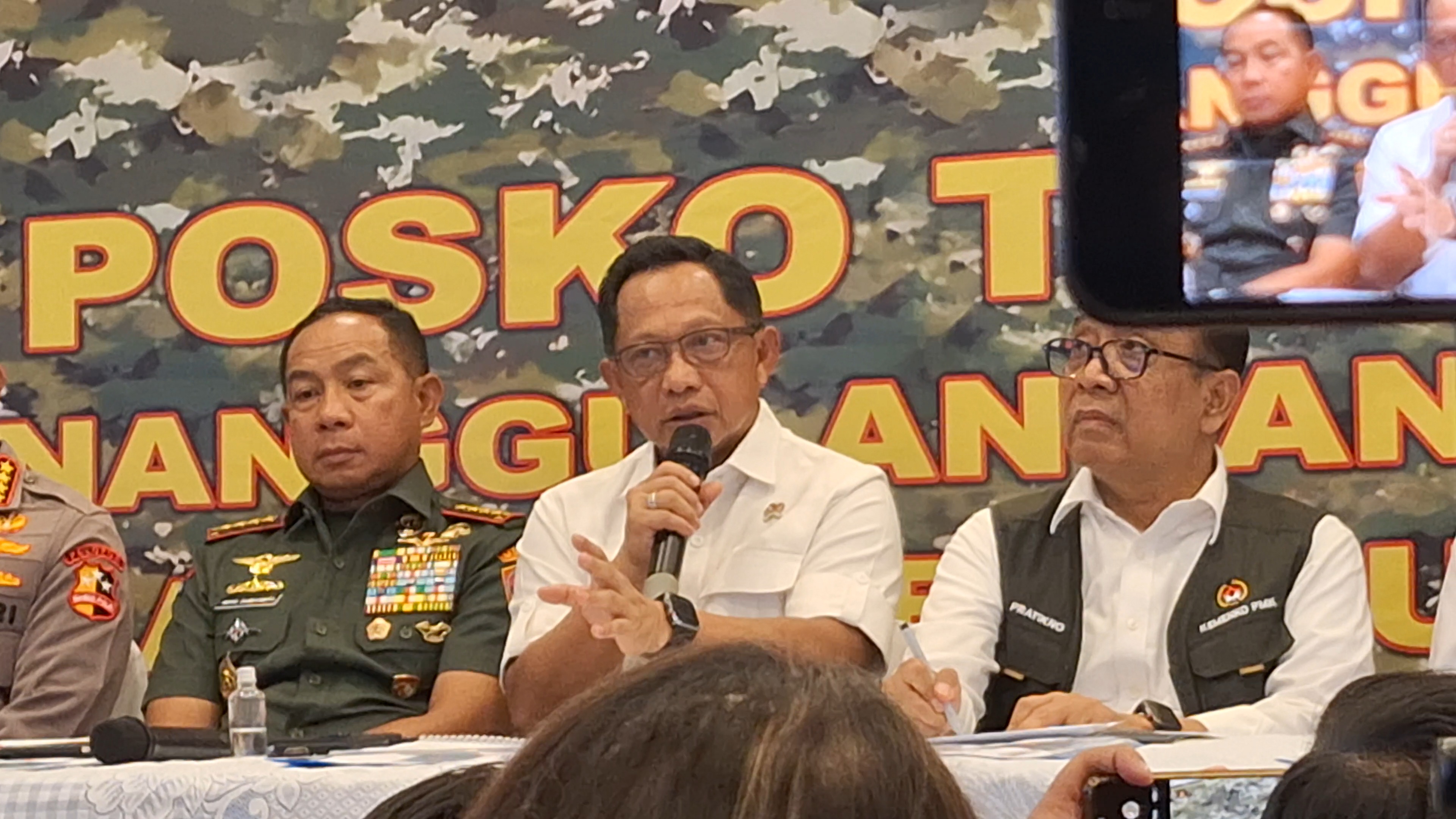 Daerah Bencana Banjir Terisolir Tak Perlu Panik, Pemerintah Jamin Beras dan Minyak Goreng Aman