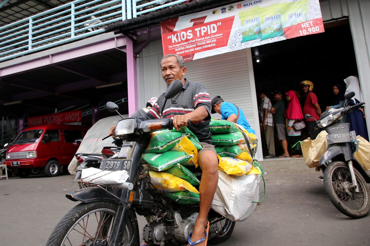 Stok Aman! Pemkot Pastikan Pasokan Bahan Pangan di Surabaya Tersedia selama Ramadan hingga Lebaran