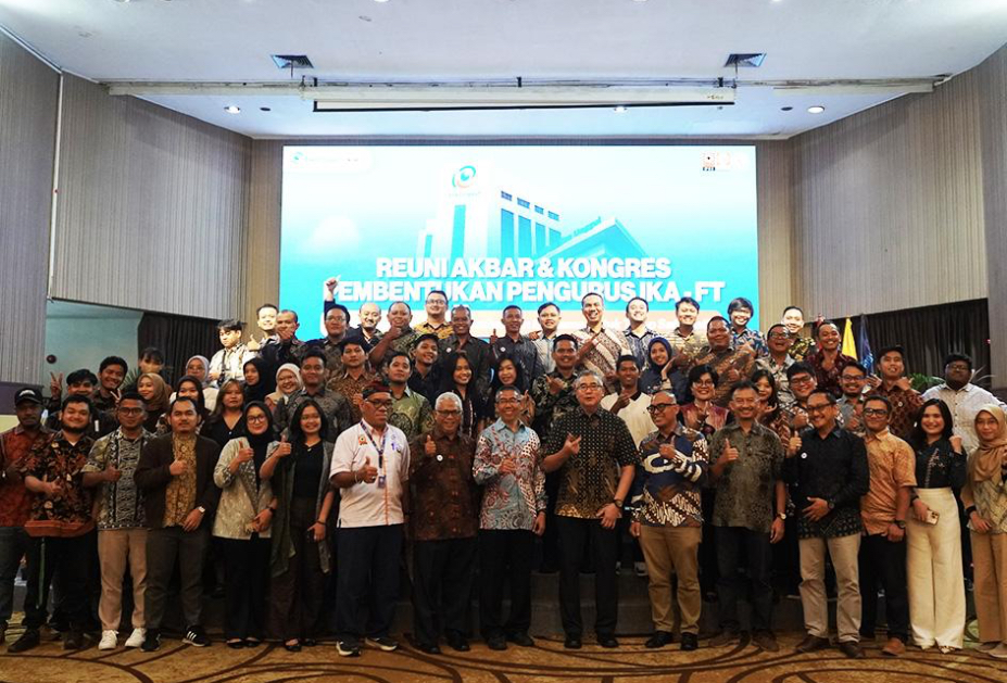 Fakultas Teknik Universitas Esa Unggul Sukses Gelar Reuni Akbar dan Kongres Pembentukan IKA -FT UEU