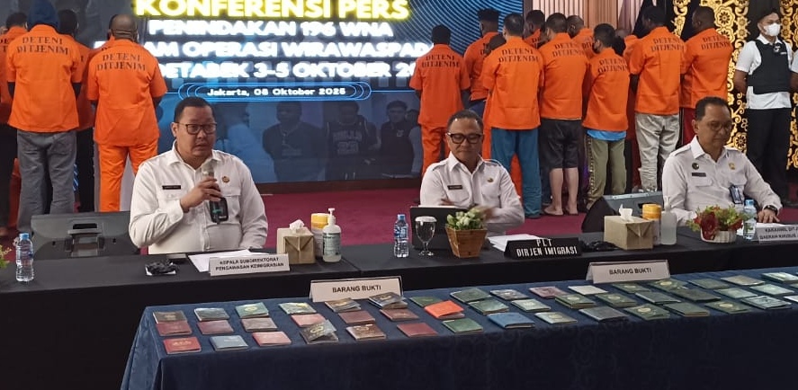 Dirjen Imigrasi Ungkap Pencabutan Paspor Riza Chalid dan Jurist Tan Sejak Juli 2025