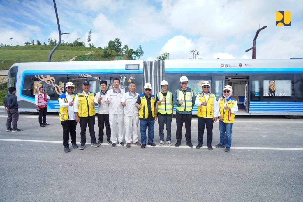 Uji Coba Kereta Otonom di IKN: Siap Digunakan, Bisa Tampung 300 Orang! 