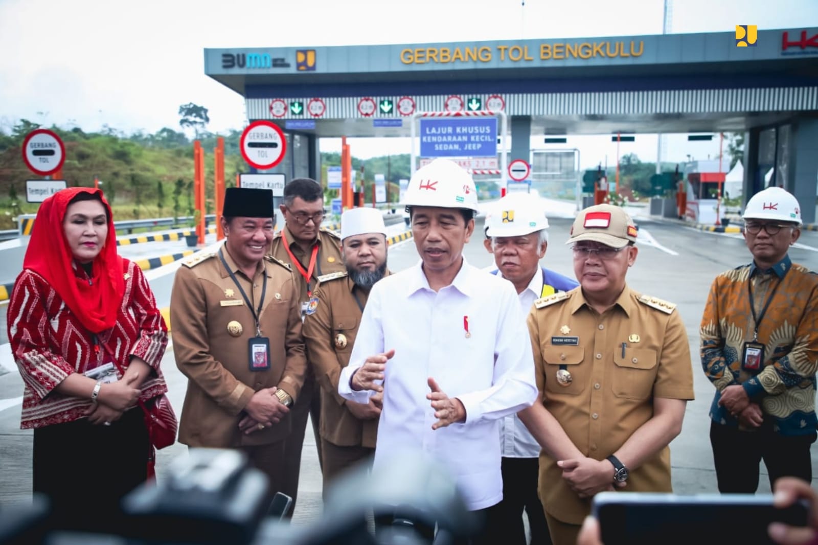 Jokowi Beri Syarat ke Kepala Daerah Jika Ingin Dibuatkan Jalan Tol