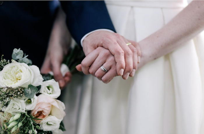 Deretan Selebriti Muda Indonesia yang Siap Menikah di 2026, Siapa Paling Disorot Publik?